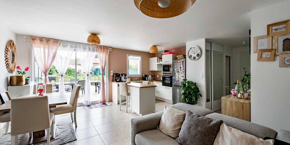 maison à VAL DE VIRVEE (33240)